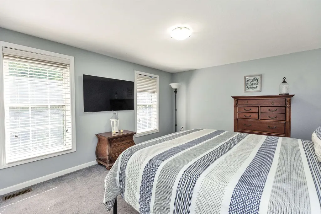 228 Whittington Street Manchester NH 03104