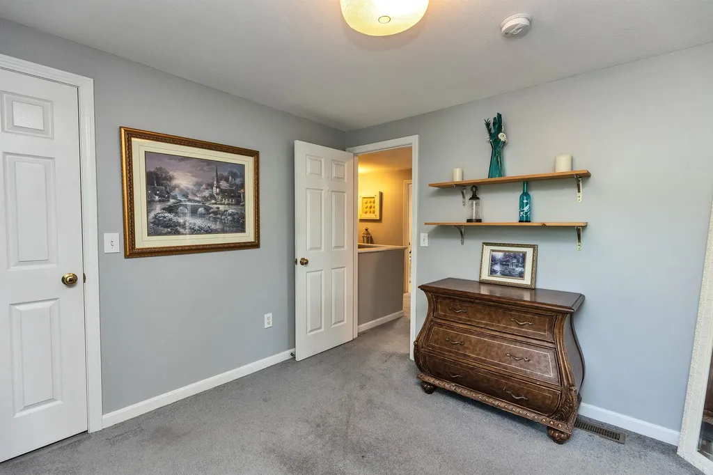 228 Whittington Street Manchester NH 03104