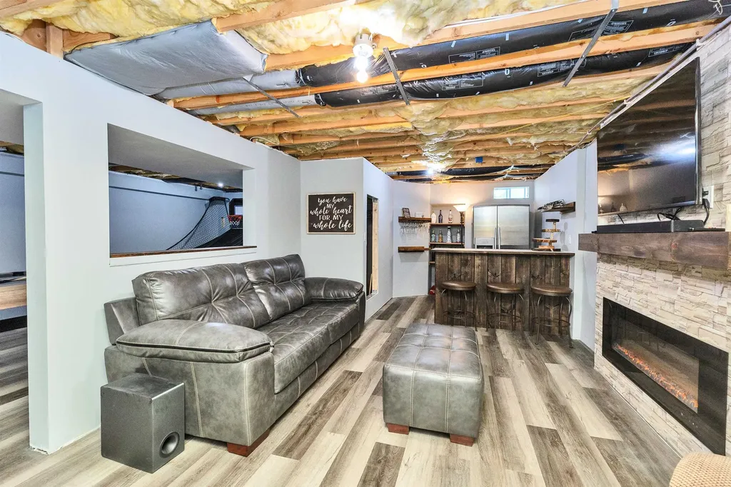 228 Whittington Street Manchester NH 03104