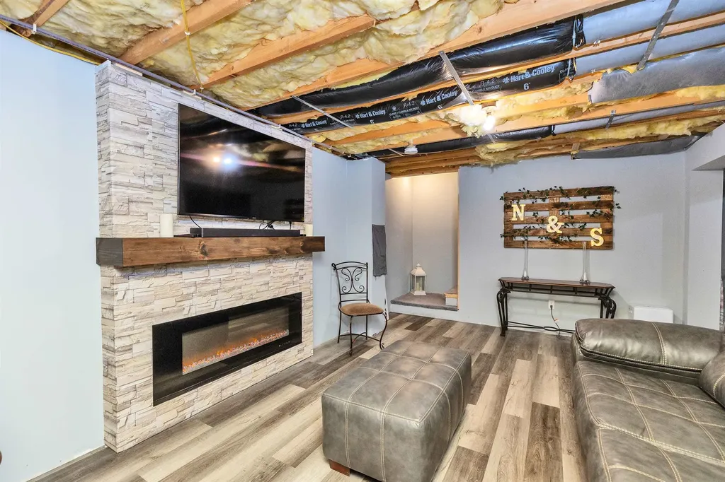 228 Whittington Street Manchester NH 03104