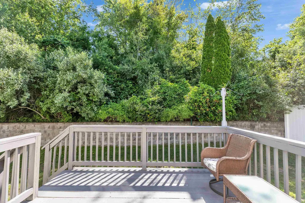 228 Whittington Street Manchester NH 03104