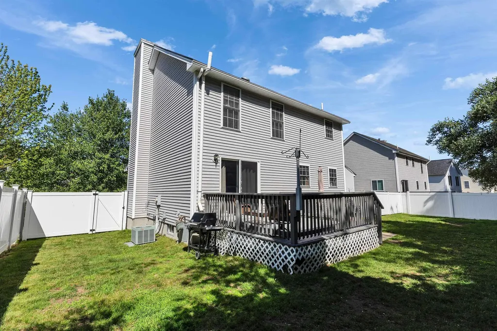 228 Whittington Street Manchester NH 03104