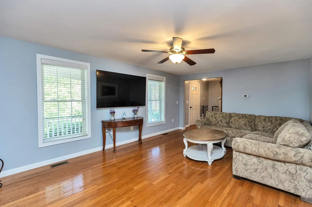 228 Whittington Street Manchester NH 03104