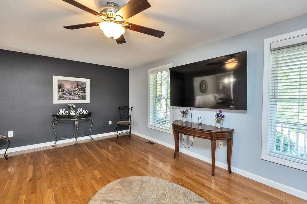 228 Whittington Street Manchester NH 03104