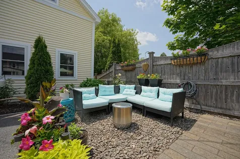 15 Arbor Street Exeter NH 03833