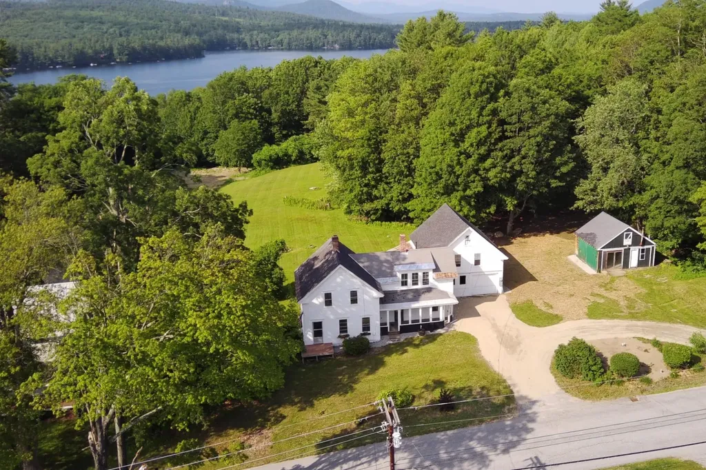 69 Shepard Hill Road Holderness NH 03245