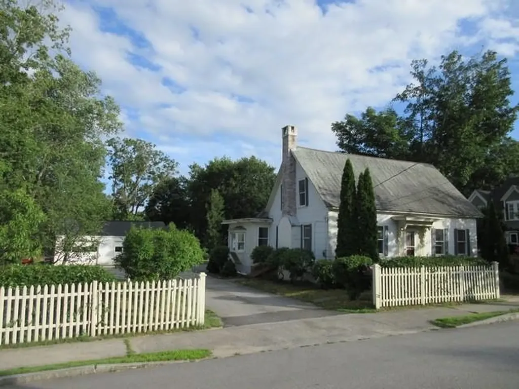 25 Downing Street Concord NH 03301