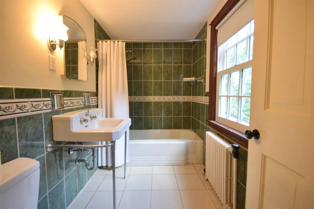 6 Towne Street Montpelier VT 05602