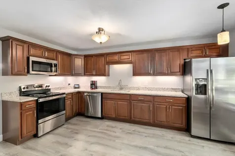 4 Bristol Hill Road Windham NH 03087