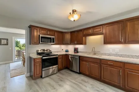 4 Bristol Hill Road Windham NH 03087