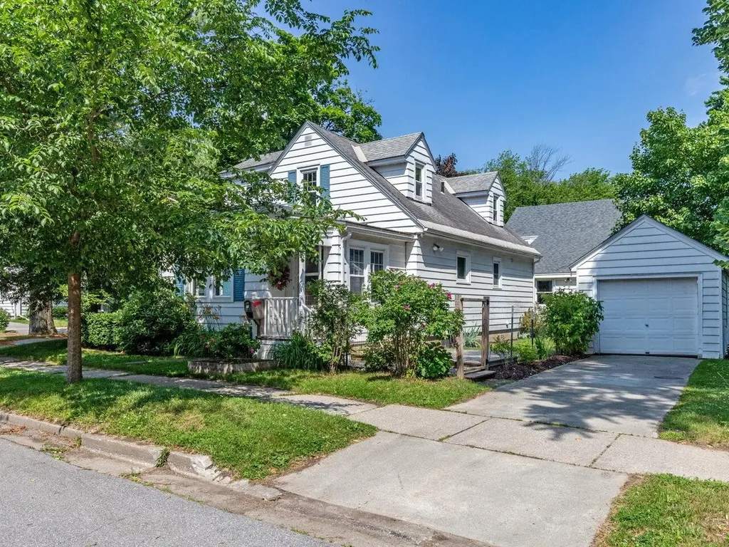 44 Thibault Parkway Burlington VT 05401