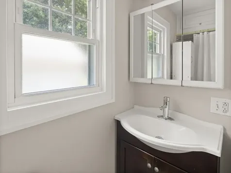 44 Thibault Parkway Burlington VT 05401