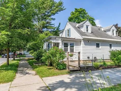 44 Thibault Parkway Burlington VT 05401