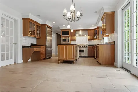 69 Exeter Road North Hampton NH 03862