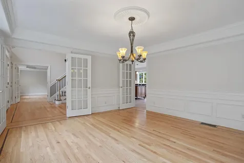 69 Exeter Road North Hampton NH 03862