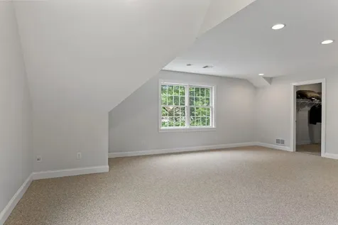69 Exeter Road North Hampton NH 03862