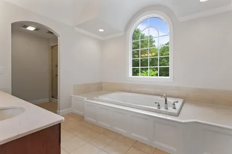 69 Exeter Road North Hampton NH 03862