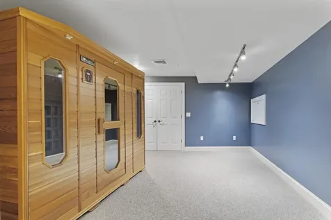 69 Exeter Road North Hampton NH 03862