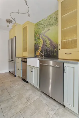 69 Exeter Road North Hampton NH 03862