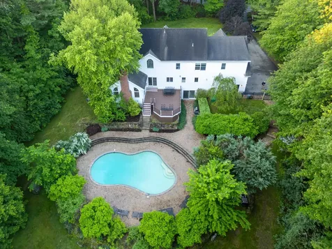 69 Exeter Road North Hampton NH 03862
