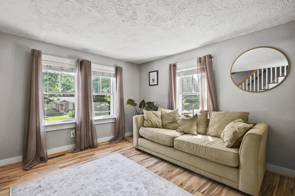 66 Squantum Road Jaffrey NH 03452