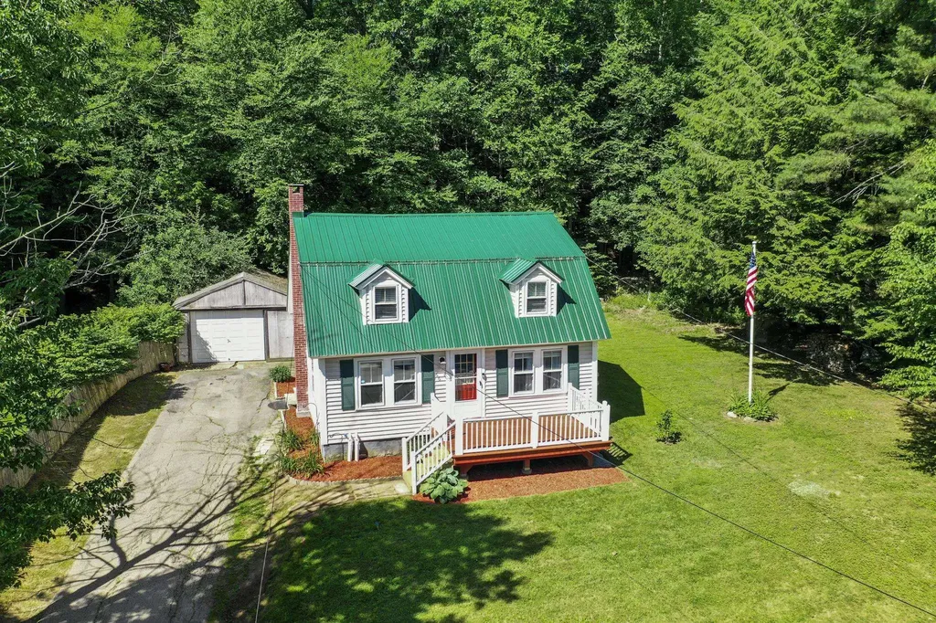 66 Squantum Road Jaffrey NH 03452