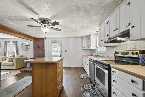 66 Squantum Road Jaffrey NH 03452