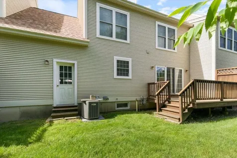 38 Abbey Road Brentwood NH 03833