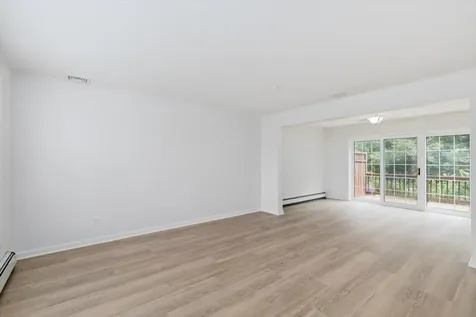38 Abbey Road Brentwood NH 03833