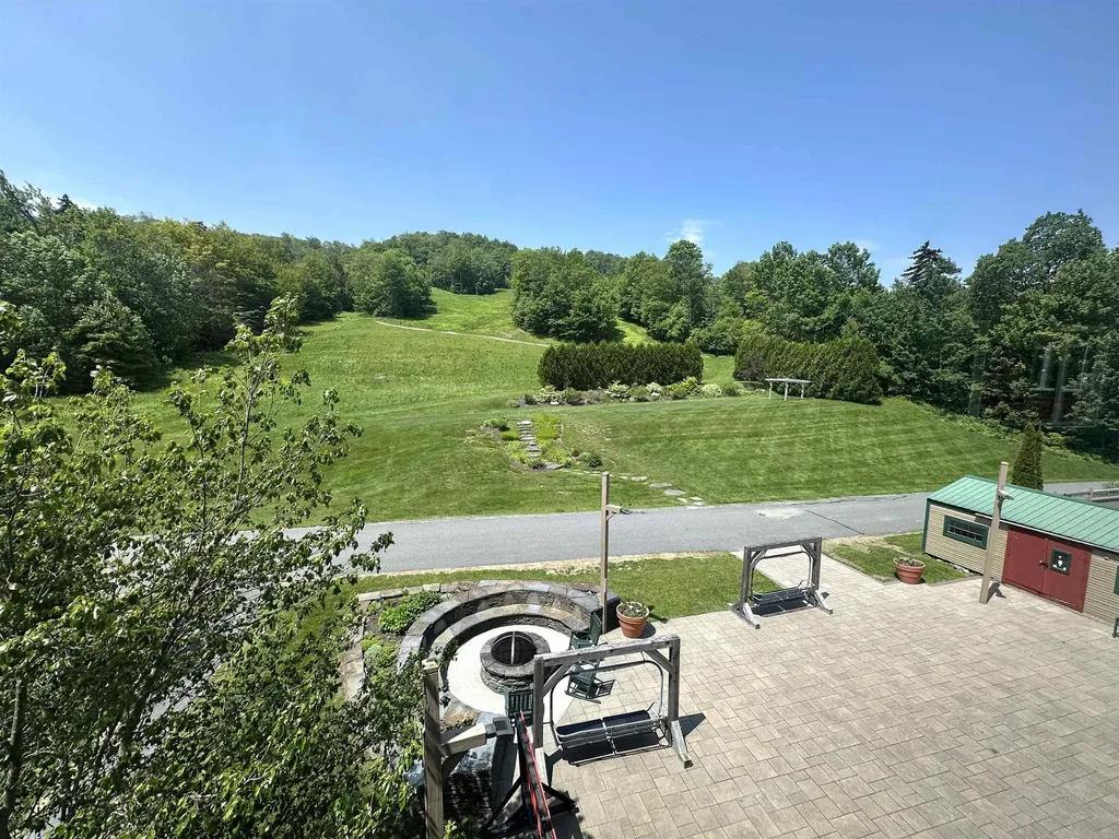 315, Qtr 1 89 Grand Summit Way Dover VT 05356