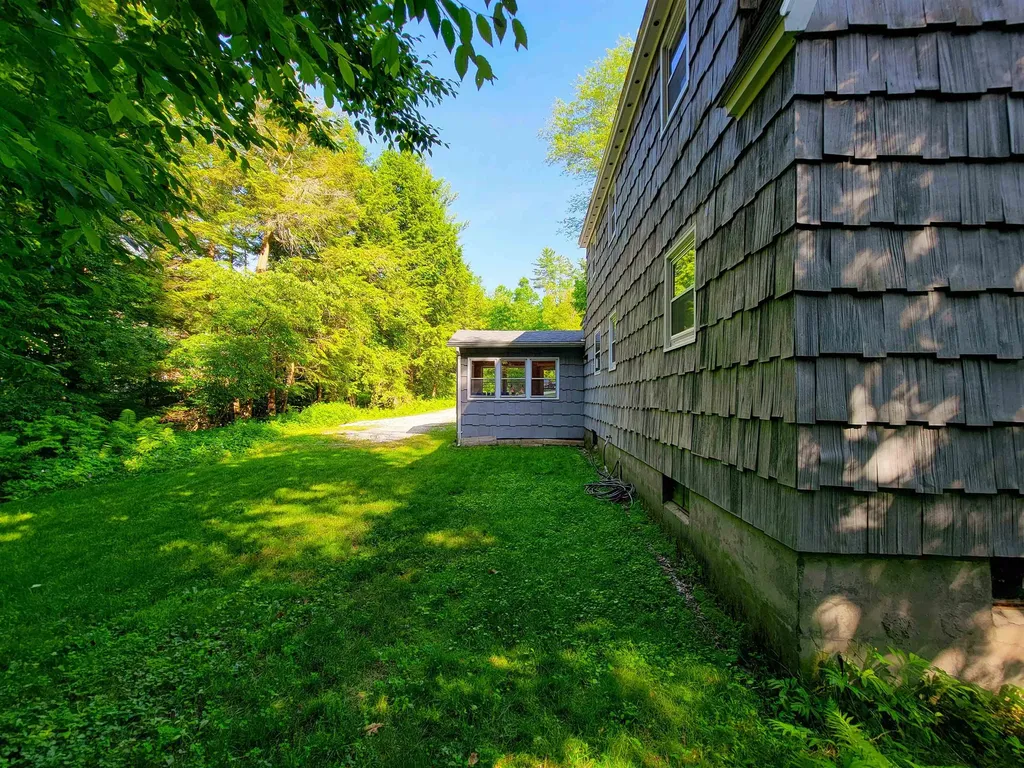 6 Cypress Lane Essex VT 05452