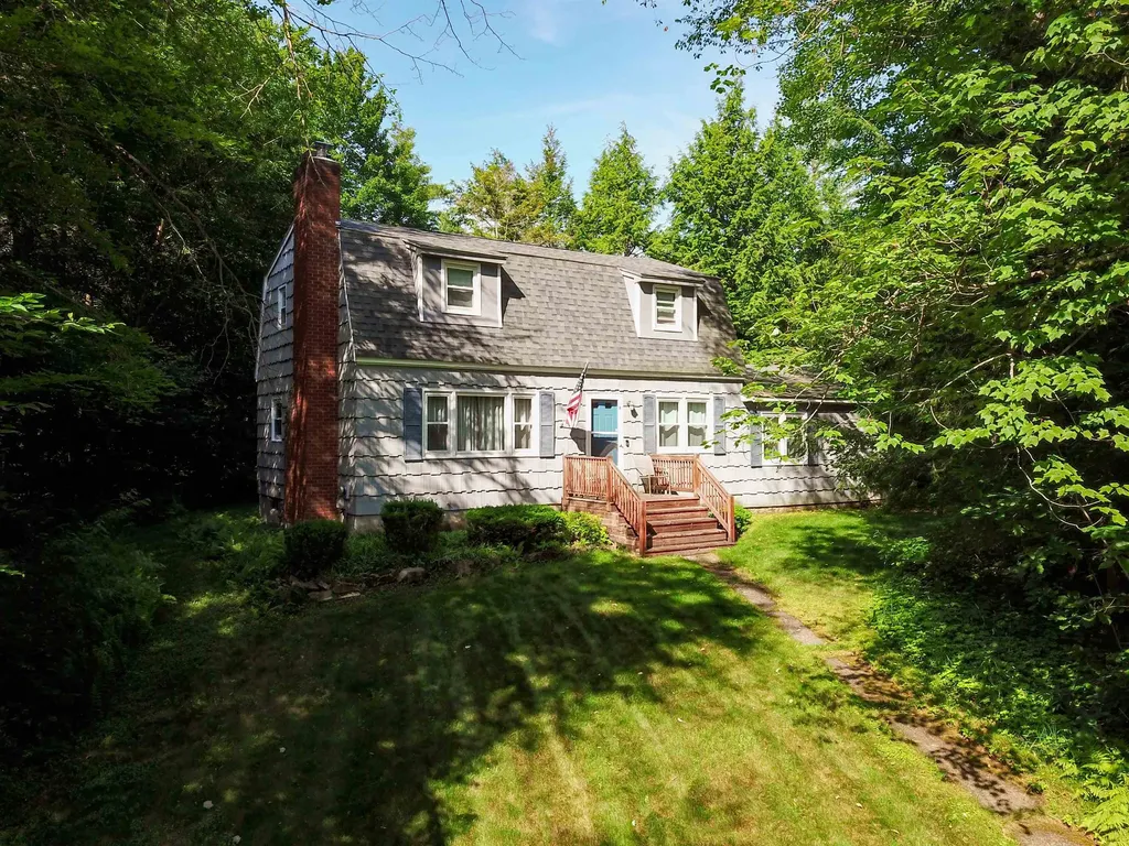 6 Cypress Lane Essex VT 05452