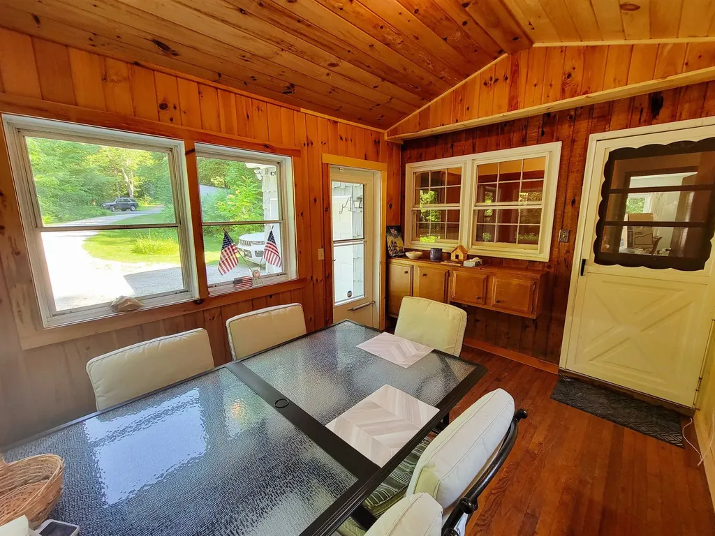 6 Cypress Lane Essex VT 05452