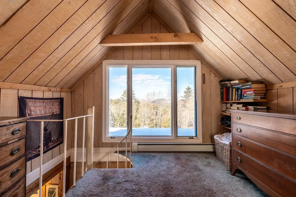 340 Melendy Hill Road Londonderry VT 05155