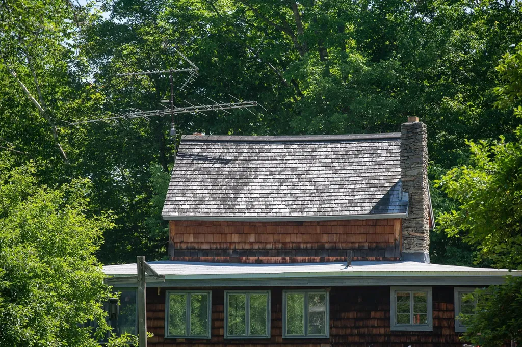 340 Melendy Hill Road Londonderry VT 05155