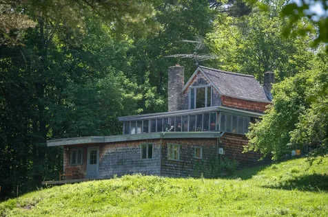 340 Melendy Hill Road Londonderry VT 05155