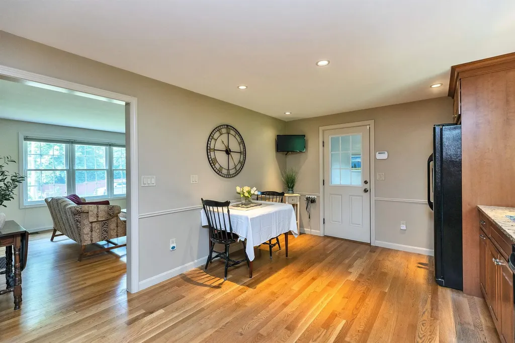 401 Woodcrest Court Manchester NH 03109