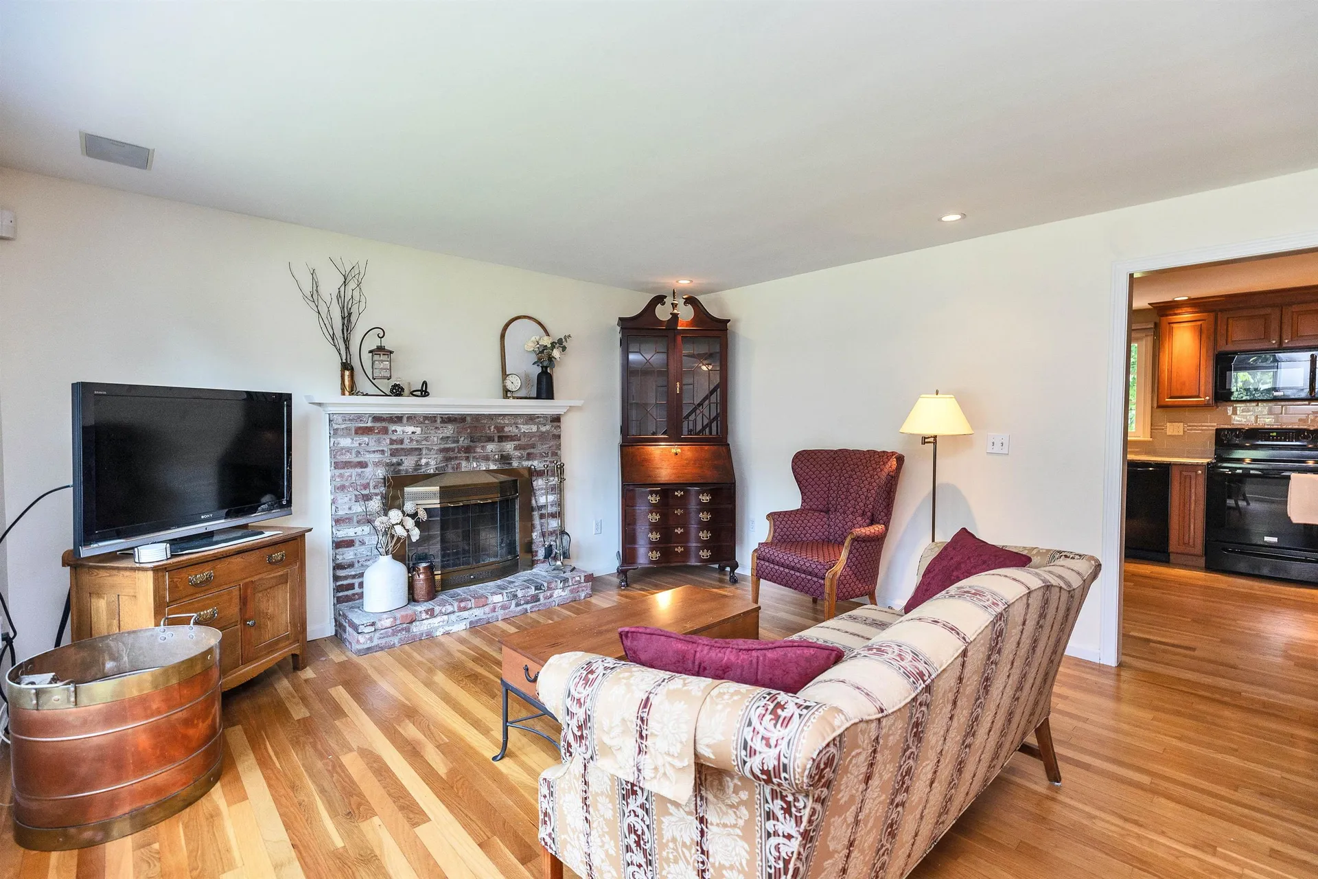 401 Woodcrest Court Manchester NH 03109