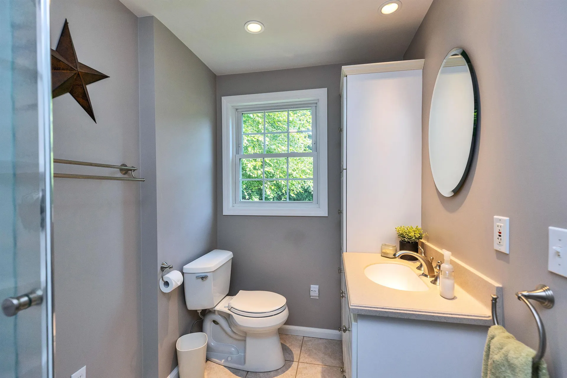401 Woodcrest Court Manchester NH 03109