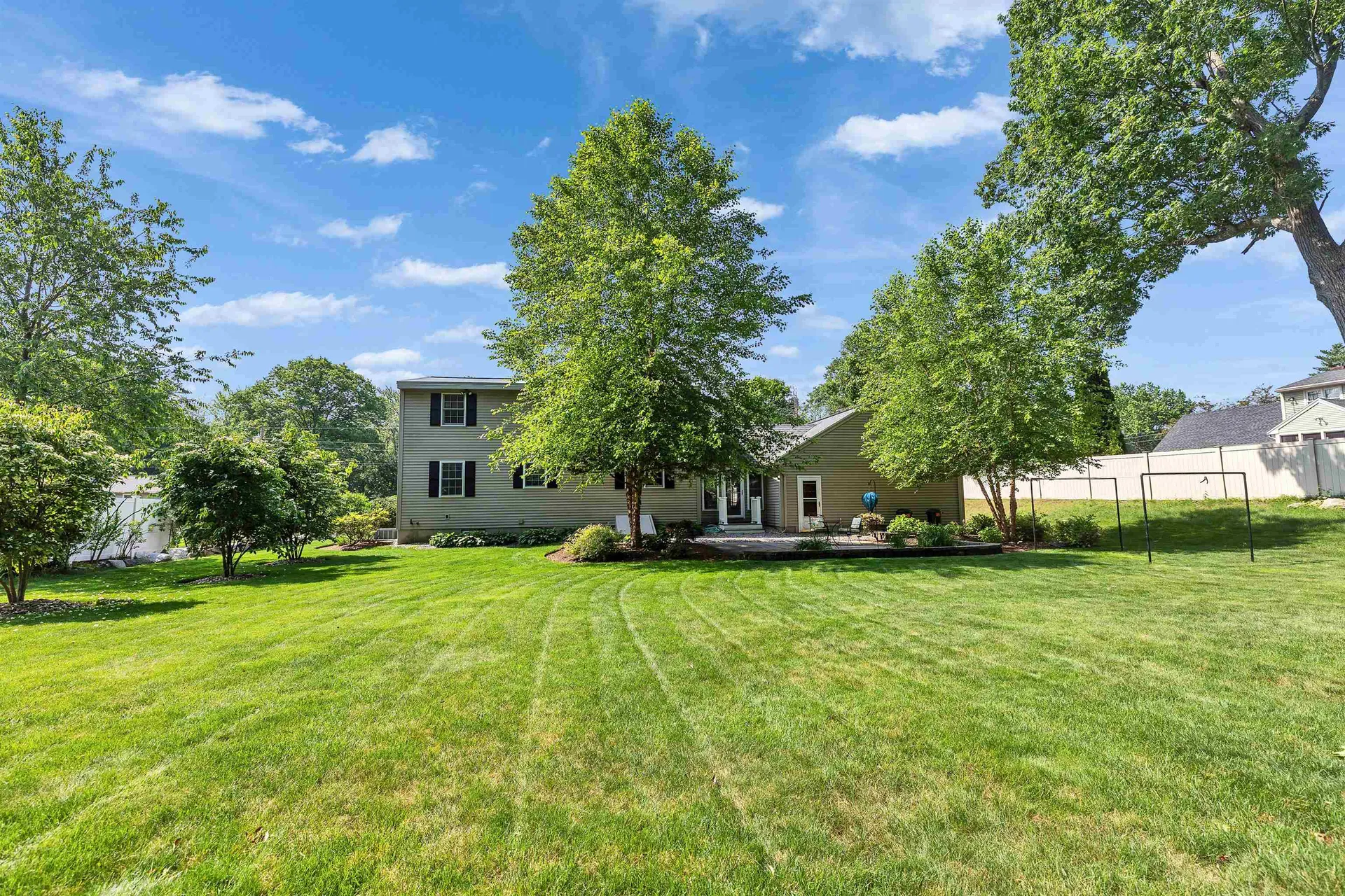 401 Woodcrest Court Manchester NH 03109