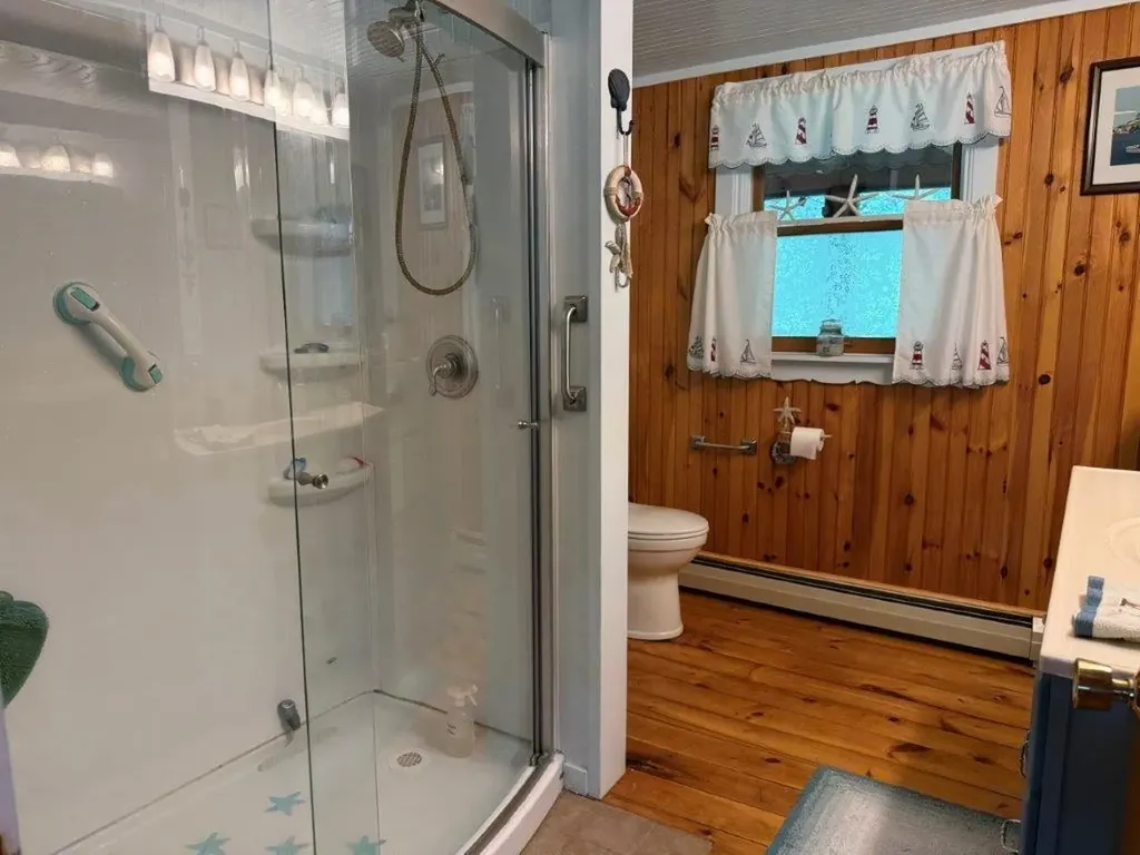 25 Rogers Way Canaan NH 03741