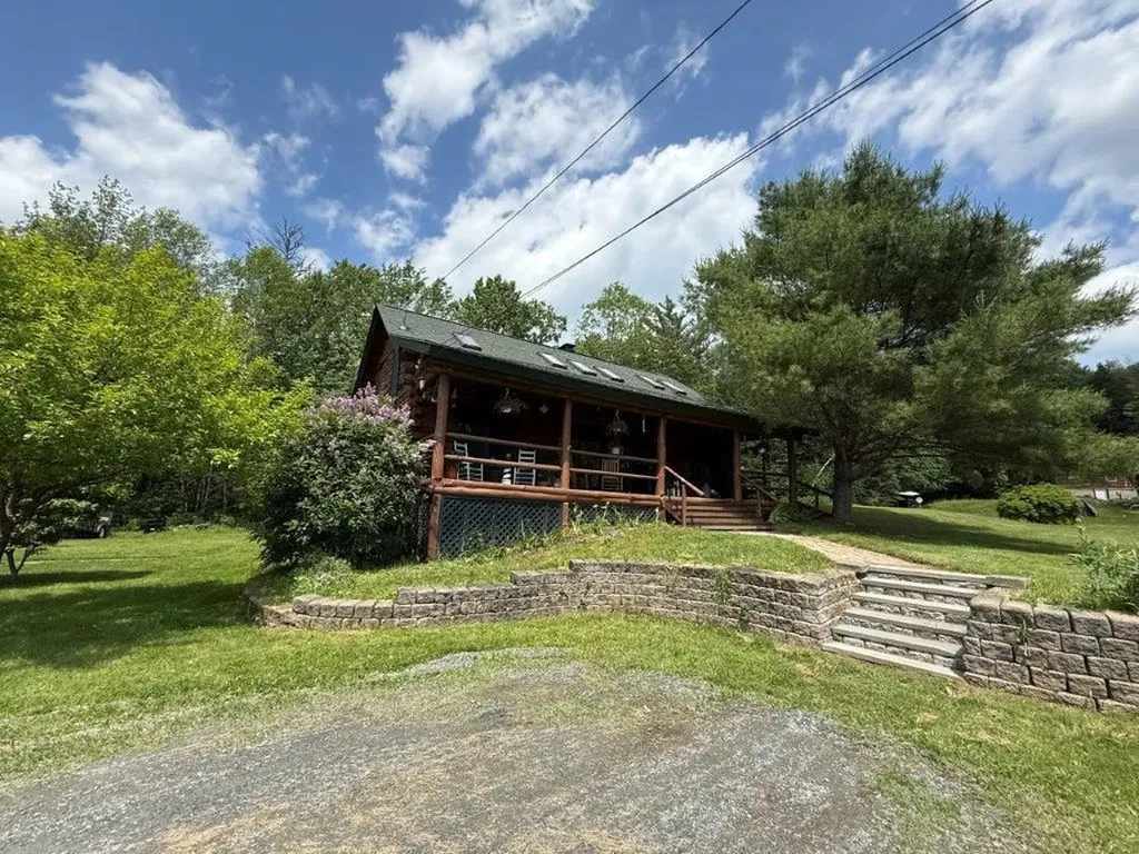 25 Rogers Way Canaan NH 03741