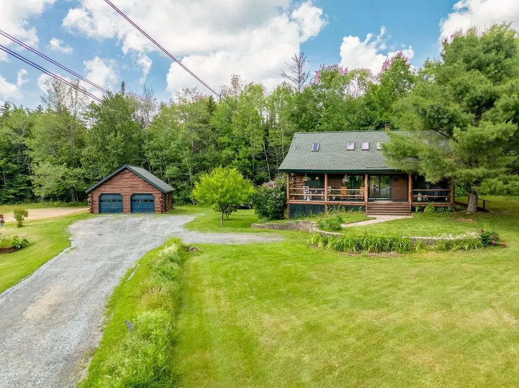 25 Rogers Way Canaan NH 03741