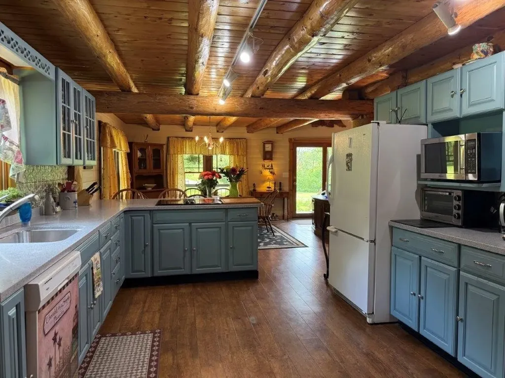 25 Rogers Way Canaan NH 03741