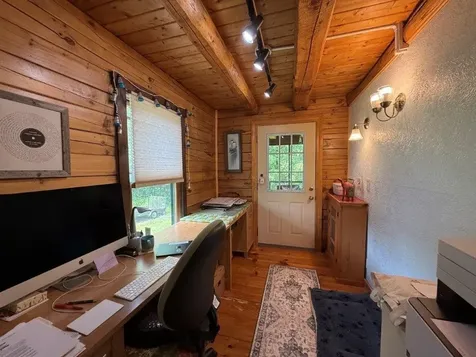 25 Rogers Way Canaan NH 03741