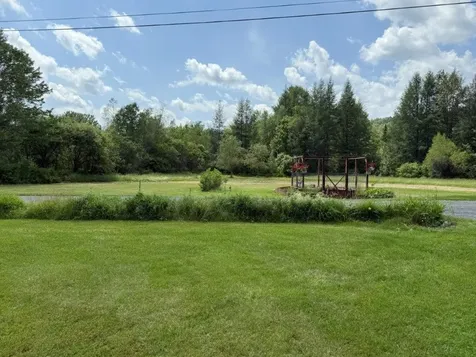 25 Rogers Way Canaan NH 03741