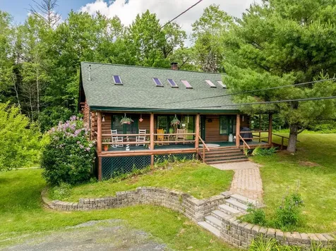 25 Rogers Way Canaan NH 03741