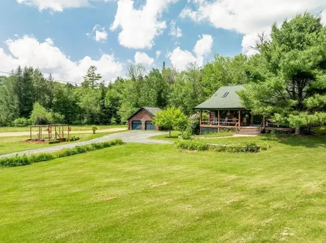 25 Rogers Way Canaan NH 03741