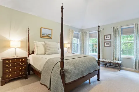 9 Deerhaven Drive Exeter NH 03833