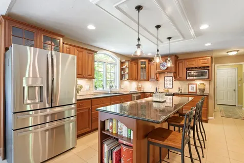 9 Deerhaven Drive Exeter NH 03833
